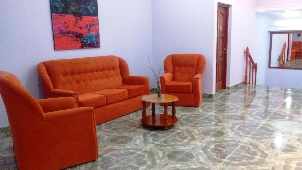 Hotel Cruce Del Desierto Veinticinco de Mayo  外观 照片